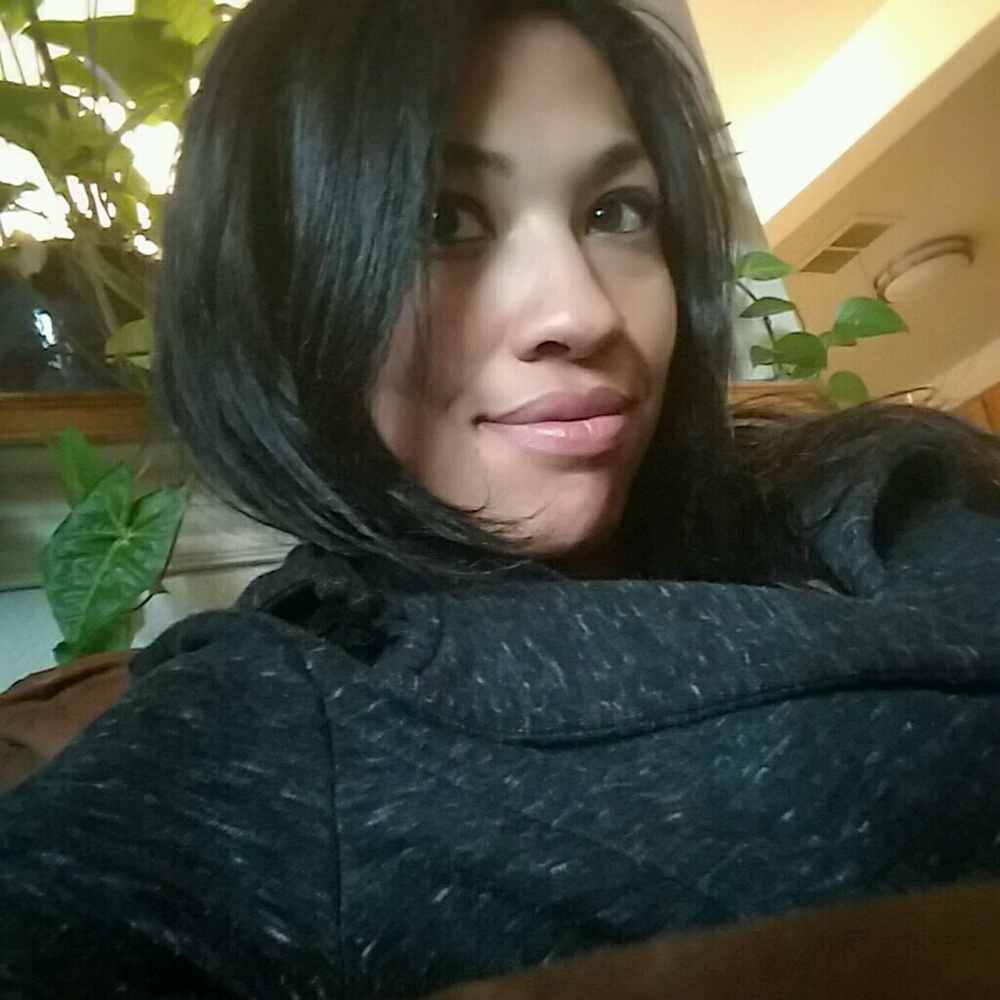 Meet your Posher, Briana